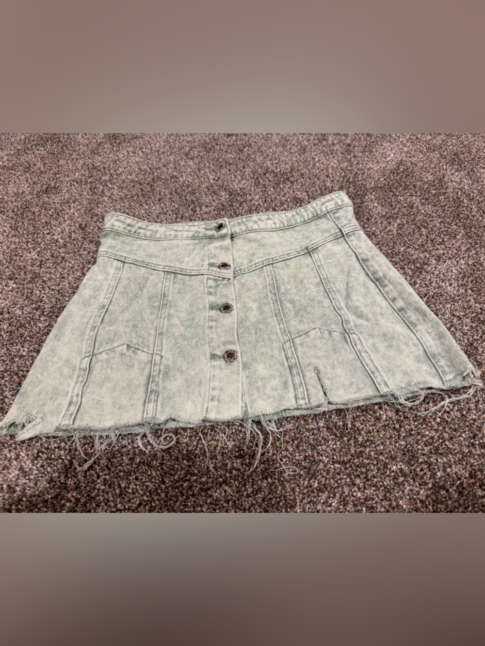 PrettyLittleThing Petite Light Green Acid Wash Button Mini Skirt 13 long/size 6P